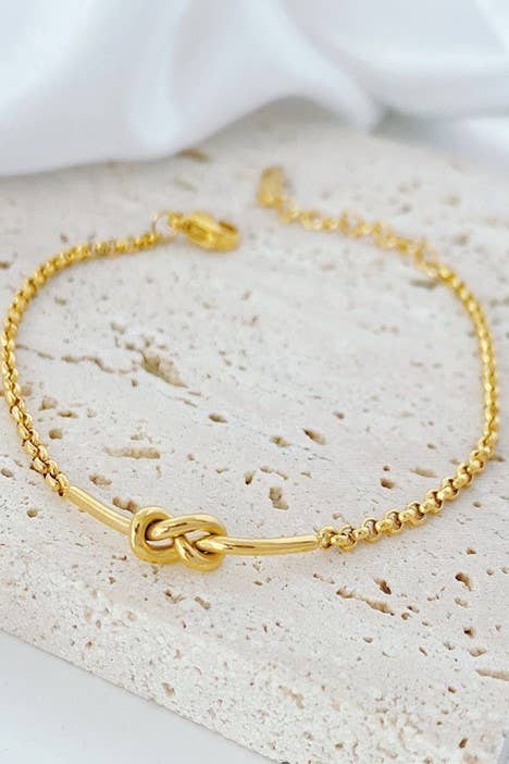 Knot Bracelet